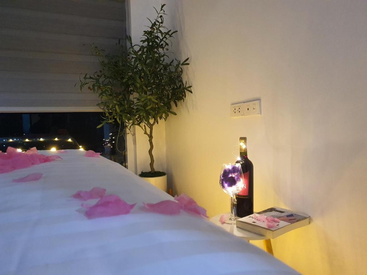 Tulip Homestay Халонг Экстерьер фото